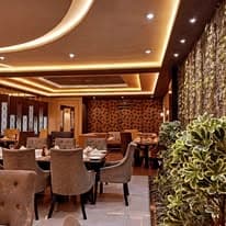 Sonehri Restaurant dining area